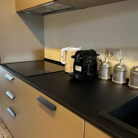 Catullo Lounge And Near The Airport Caselle (Vicenza)